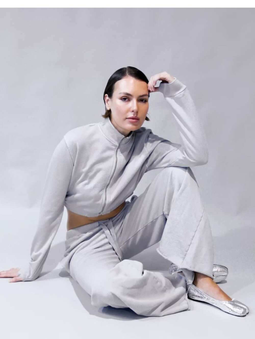 LOVE and NOSTALGIA Lindsay Cropped Fleece Zip Jacket Medium Ash